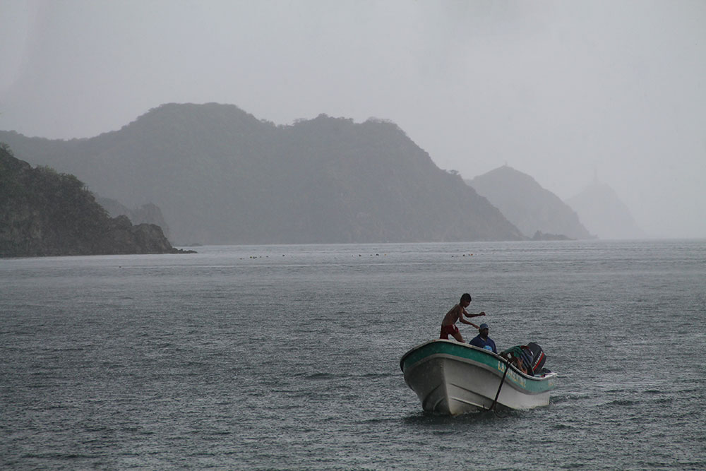 taganga colombia fishermen